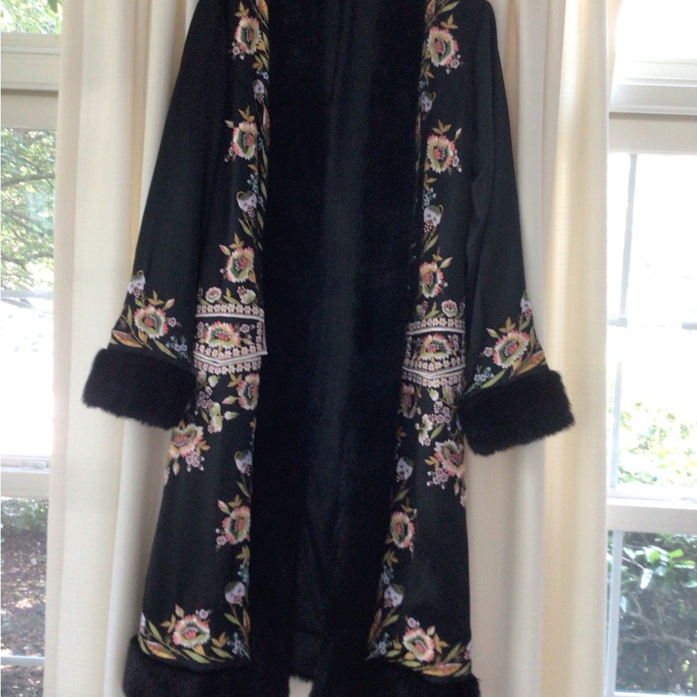 Relisted: Cache Silk Robe sz L